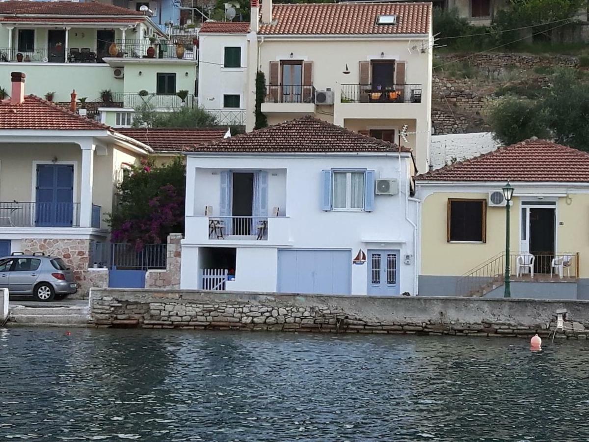 Villa Cavos Seaside House Vathí - Ítaca Exterior foto