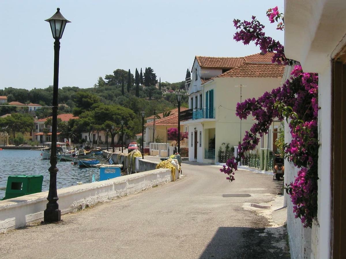 Villa Cavos Seaside House Vathí - Ítaca Exterior foto