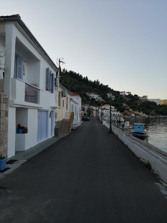 Villa Cavos Seaside House Vathí - Ítaca Exterior foto